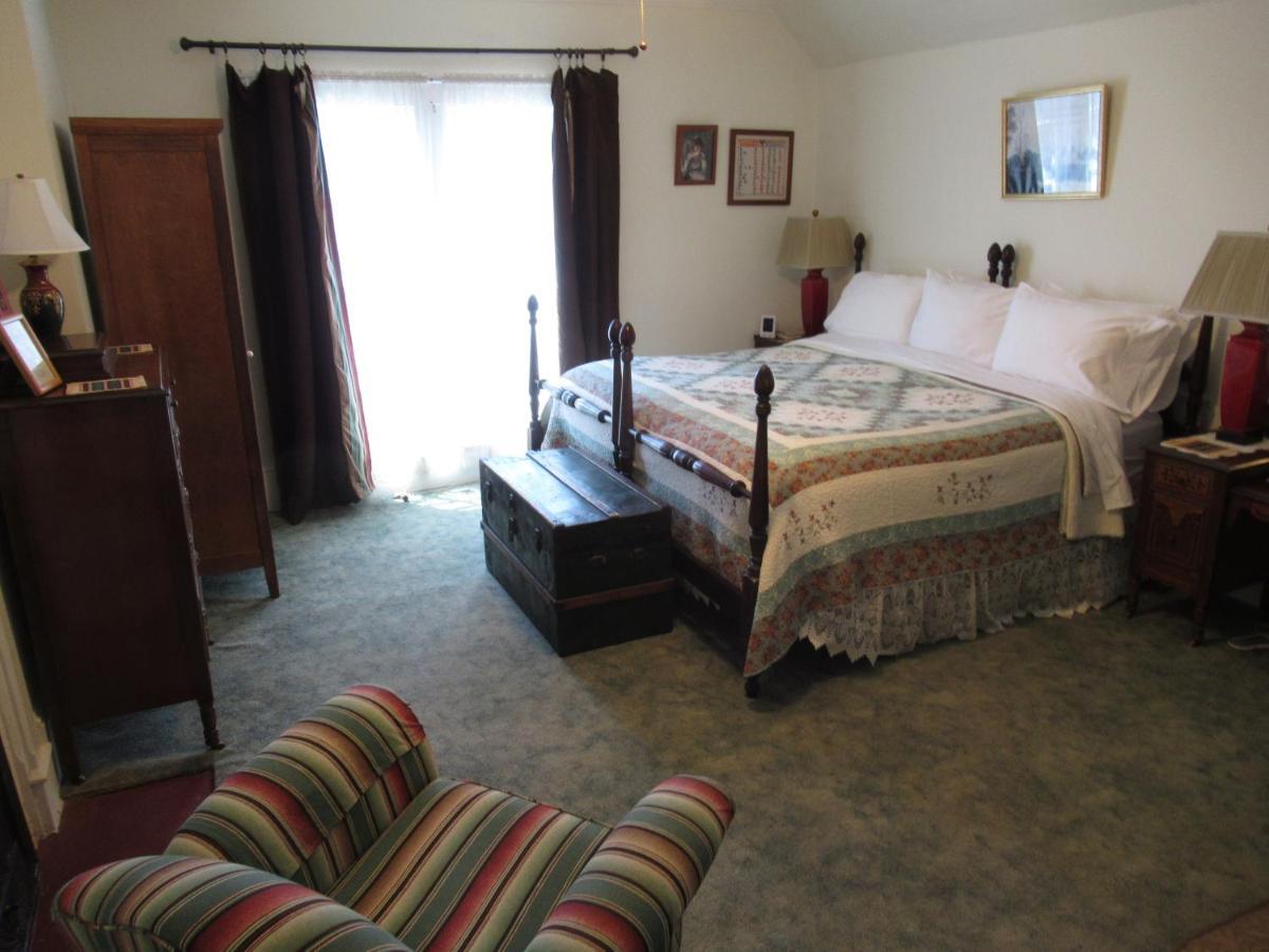 Carrier Houses Bed & Breakfast Rutherfordton Extérieur photo
